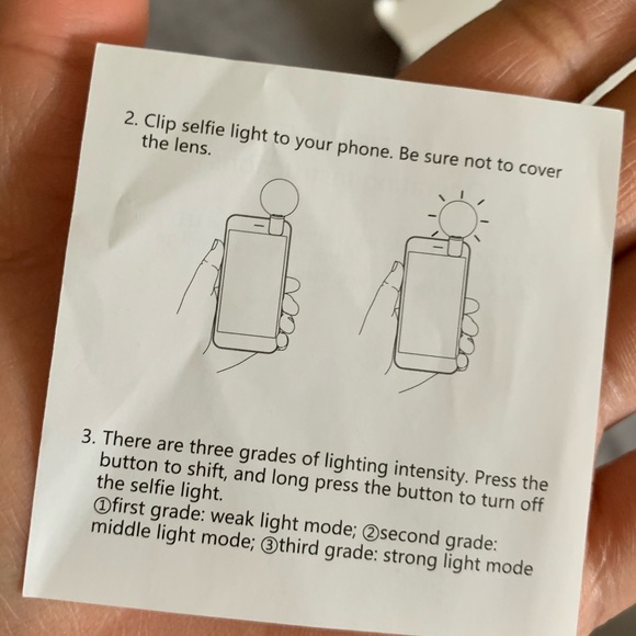 NIB Online Live Selfie Light Shot LED Flash Rechargeable Clip Mini Fill-in Light - Picture 10 of 10